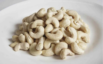 Whole Cashews (Kaju) - image 2